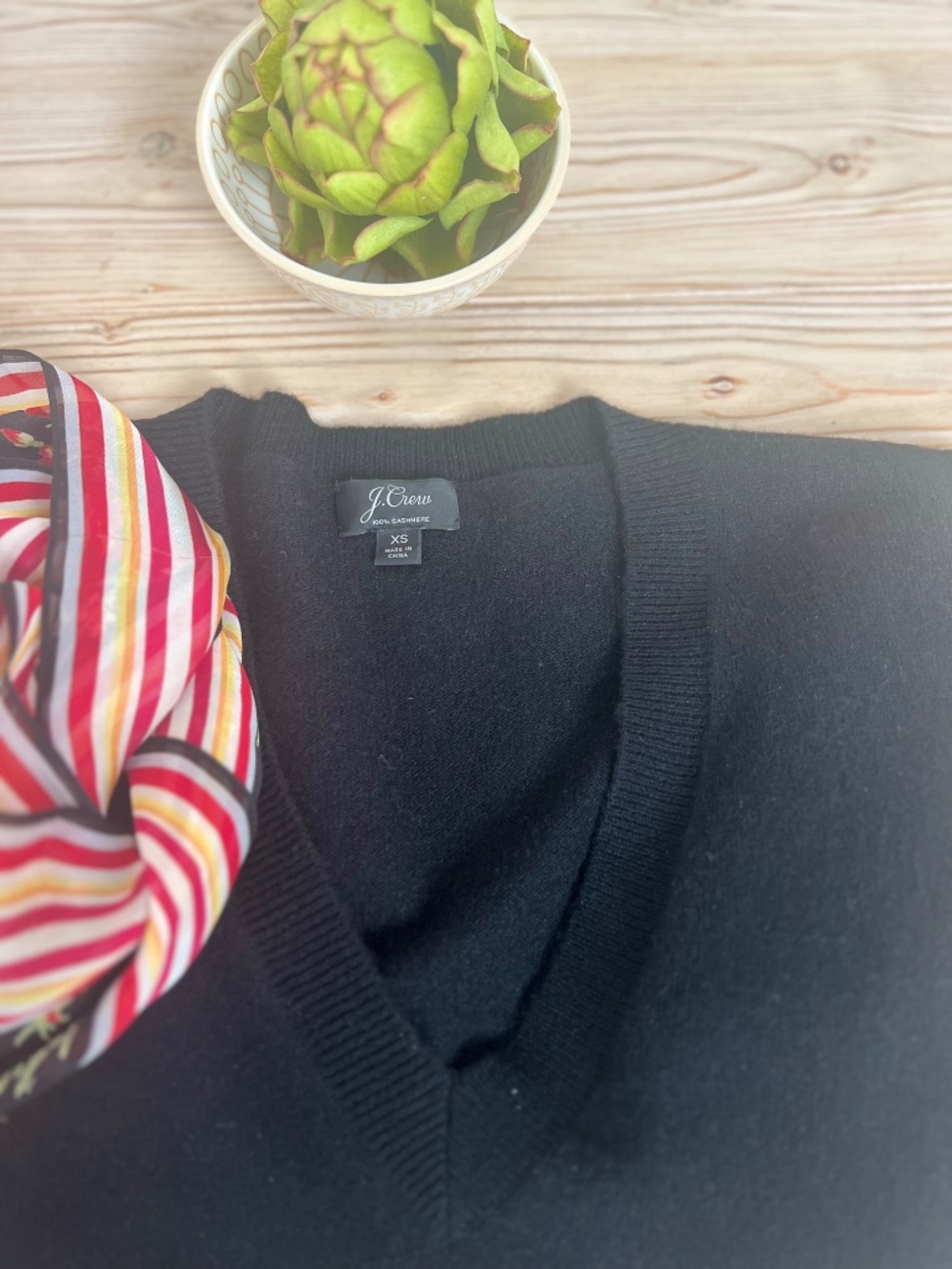J.Crew 100% Cashmere Black V-Neck Sweater XS | Relaxed Oversized Fit | Classic M - Picture 4 of 7